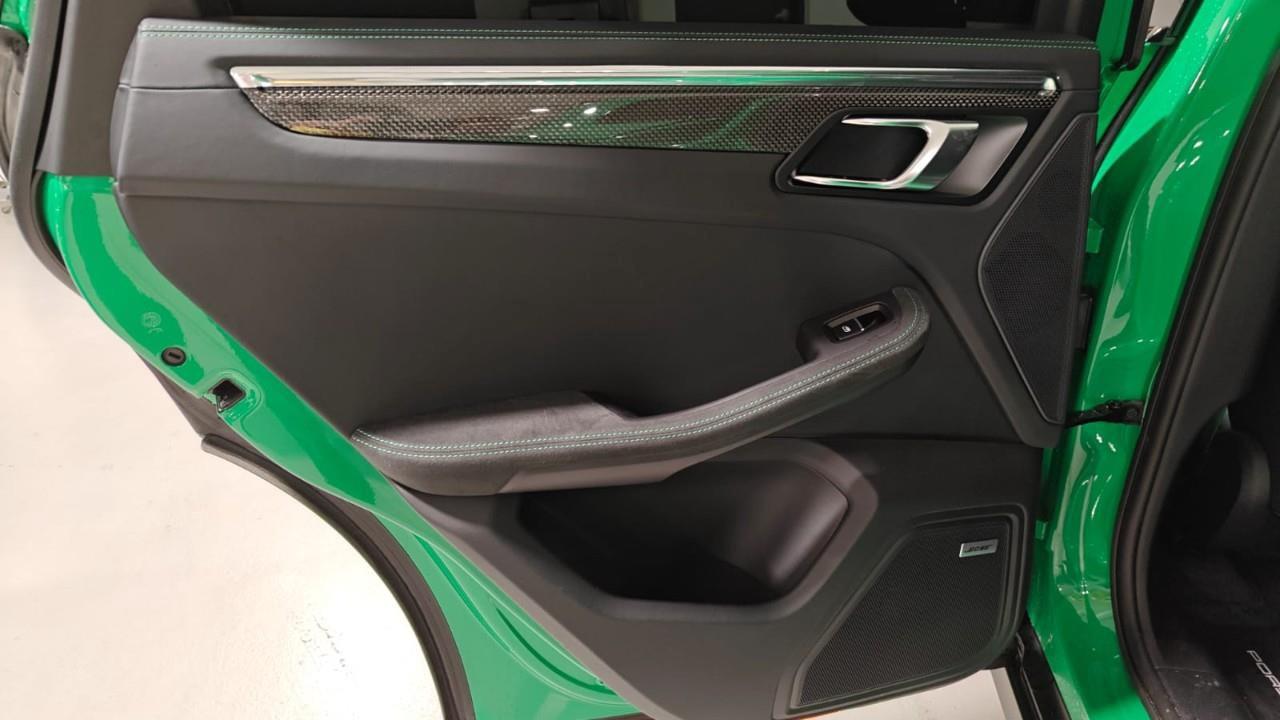 2025 Porsche Macan GTS 4dr All-Wheel Drive Photo