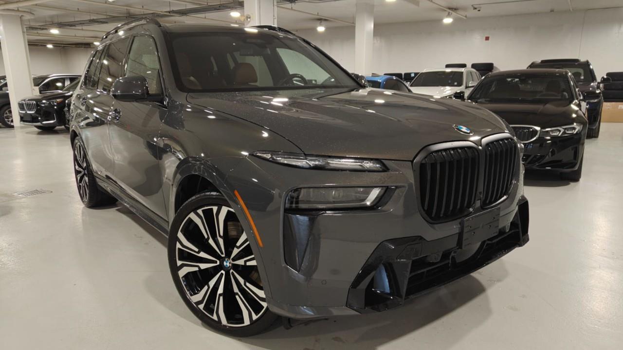2024 BMW X7 xDrive40i 4dr All-Wheel Drive Sports Activity Vehicle Photo0