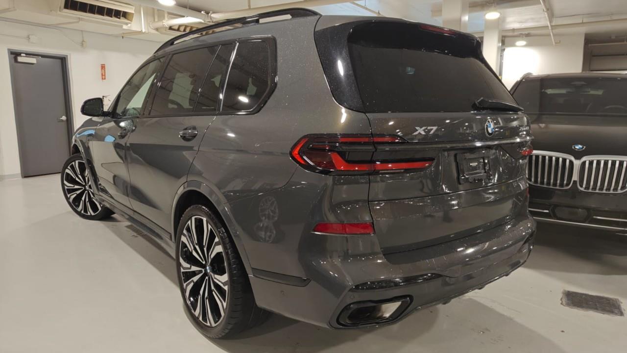 2024 BMW X7 xDrive40i 4dr All-Wheel Drive Sports Activity Vehicle Photo