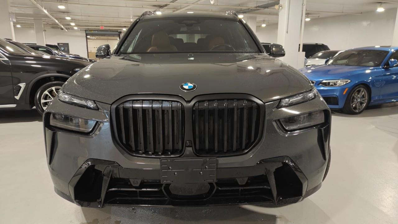 2024 BMW X7 xDrive40i 4dr All-Wheel Drive Sports Activity Vehicle Photo
