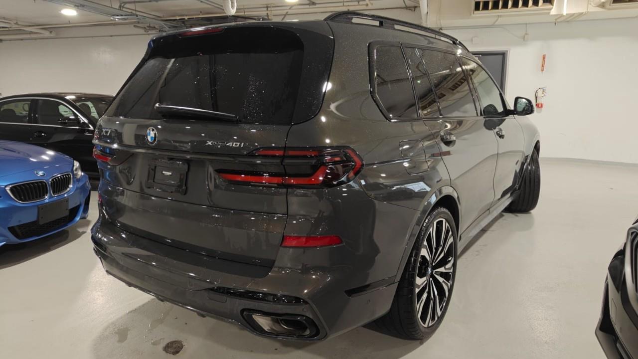 2024 BMW X7 xDrive40i 4dr All-Wheel Drive Sports Activity Vehicle Photo