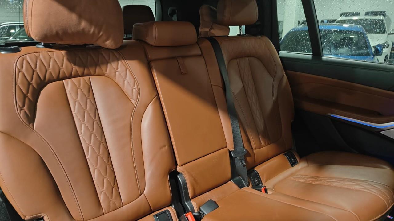 2024 BMW X7 xDrive40i 4dr All-Wheel Drive Sports Activity Vehicle Photo