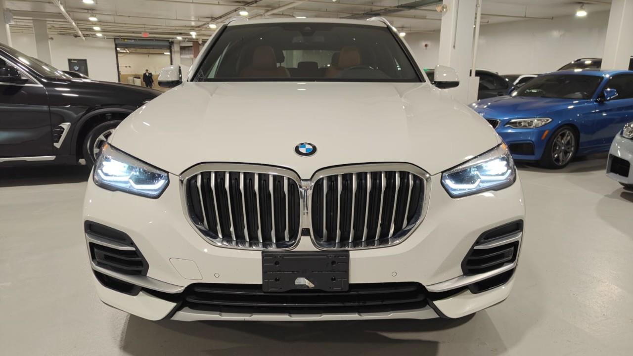 2022 BMW X5 xDrive40i 4dr All-Wheel Drive Sports Activity Vehicle Photo