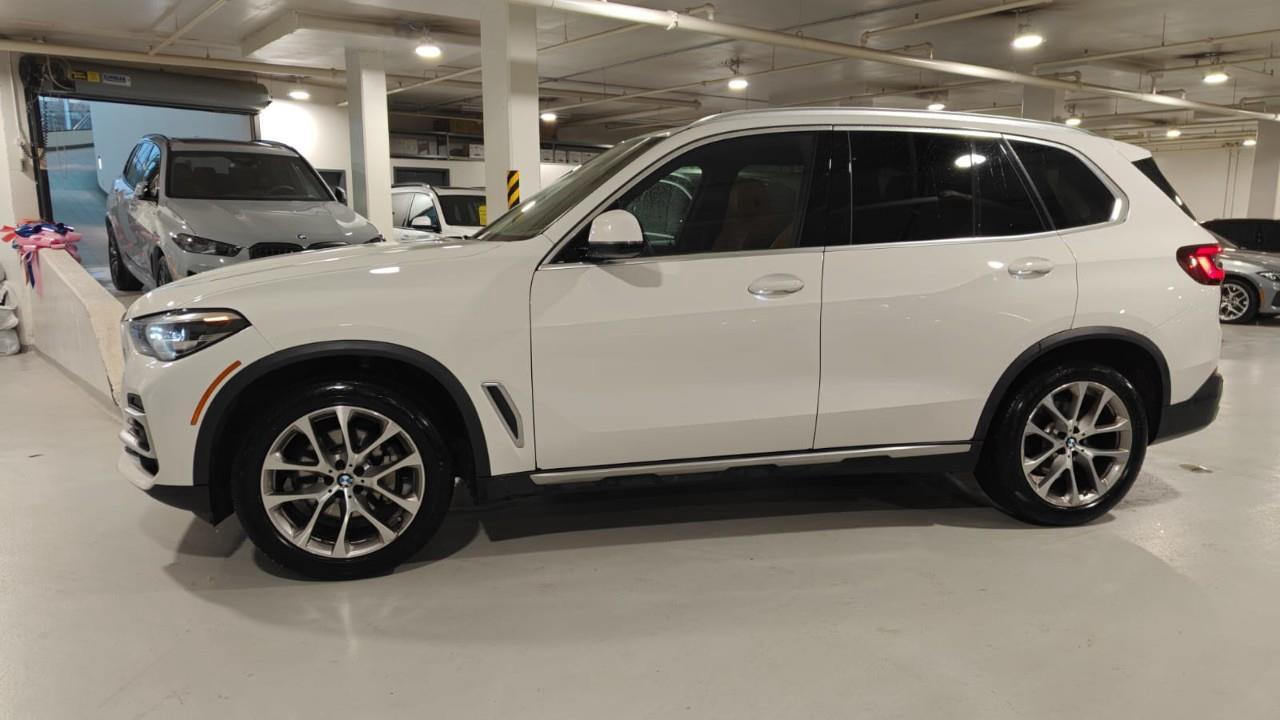 2022 BMW X5 xDrive40i 4dr All-Wheel Drive Sports Activity Vehicle Photo3