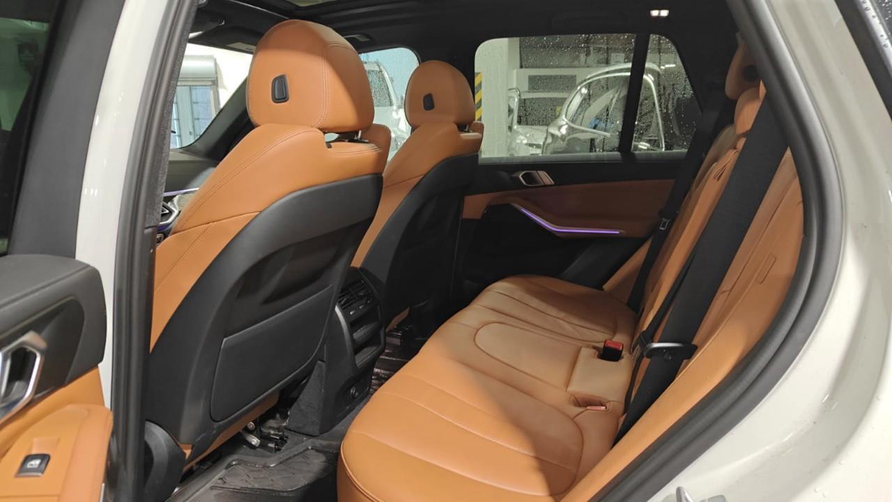 2022 BMW X5 xDrive40i 4dr All-Wheel Drive Sports Activity Vehicle Photo