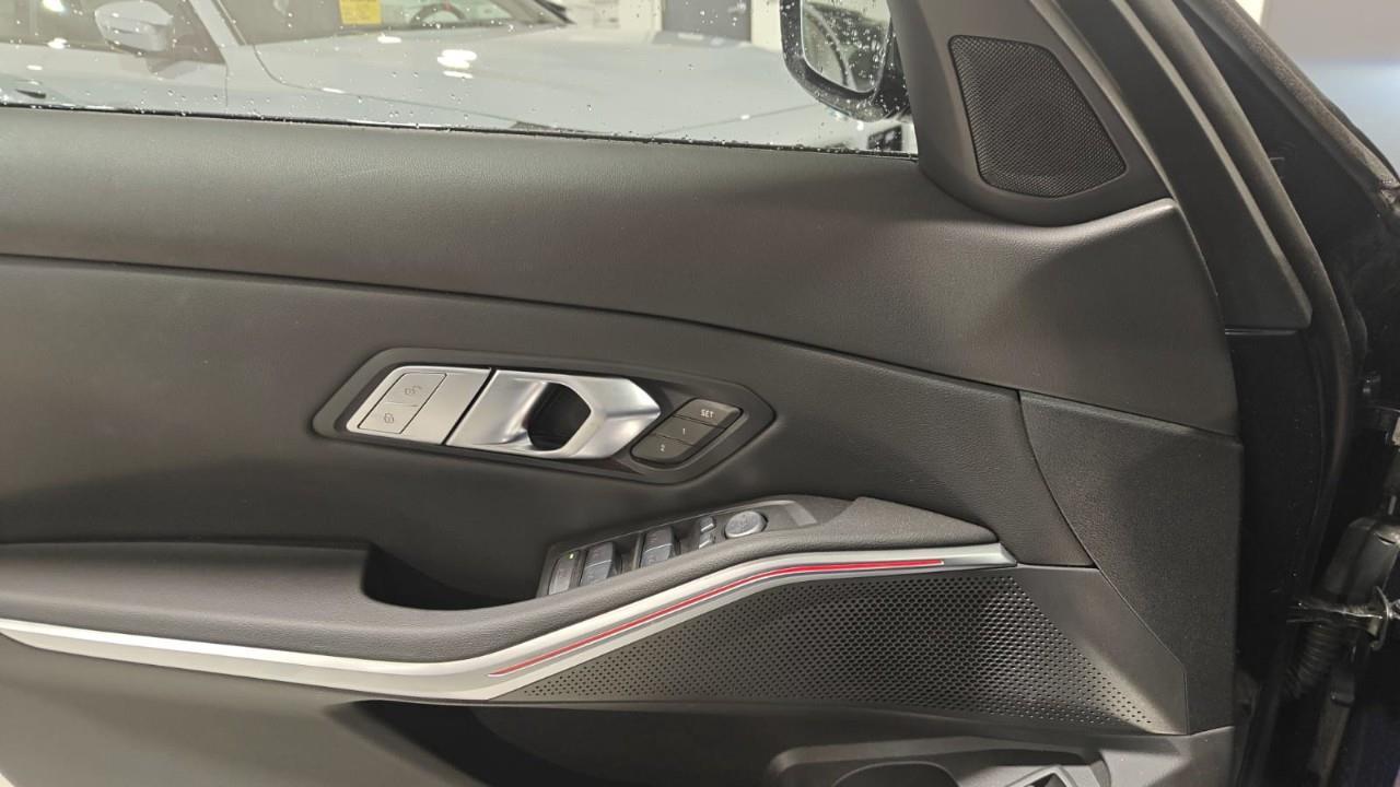 2024 BMW 330 i xDrive 4dr All-Wheel Drive Sedan Photo