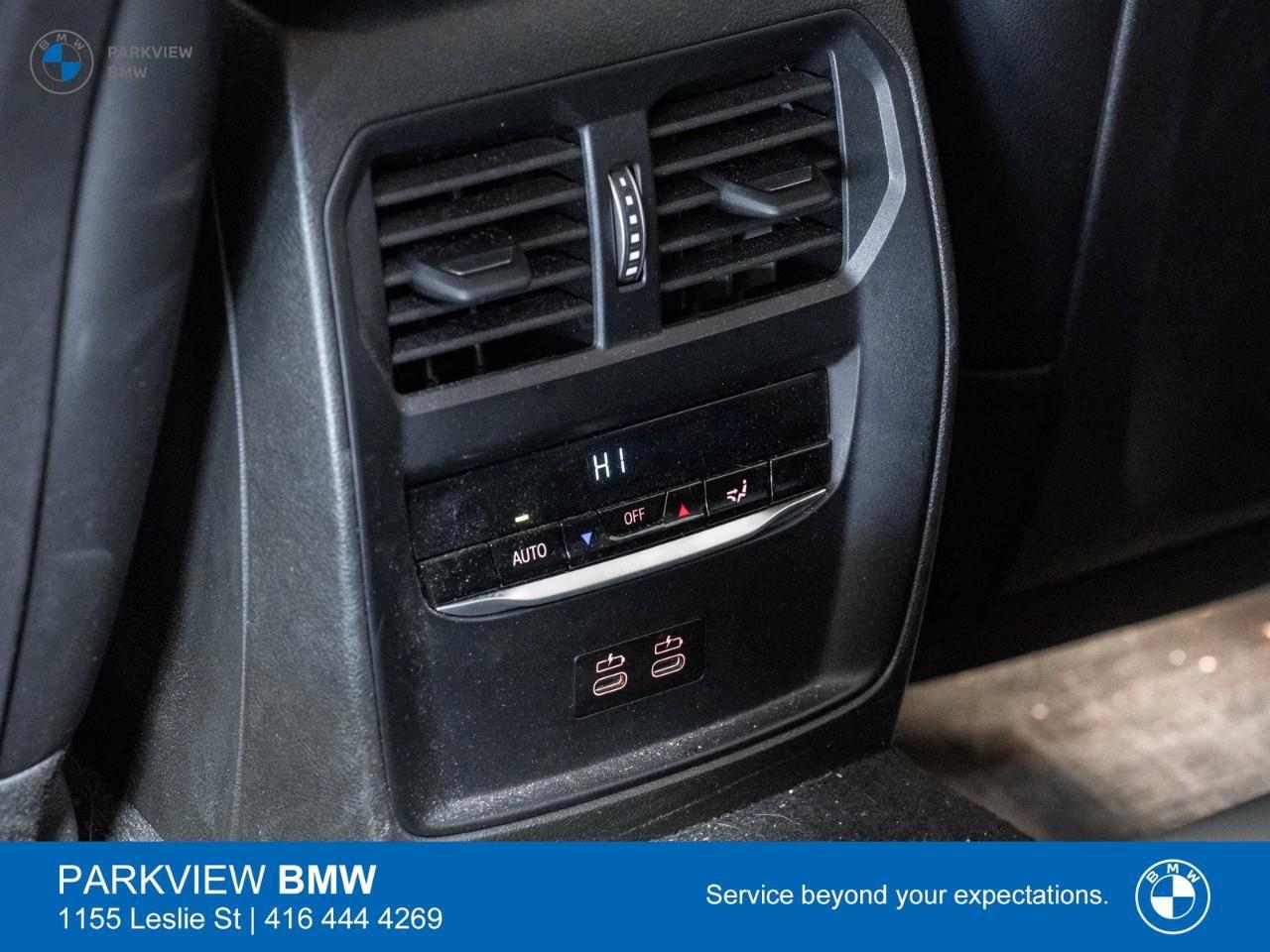 2024 BMW 330 i xDrive 4dr All-Wheel Drive Sedan Photo