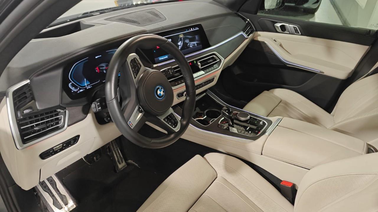 2022 BMW X5 PHEV xDrive45e 4dr All-Wheel Drive Sports Activity Vehicle Photo2