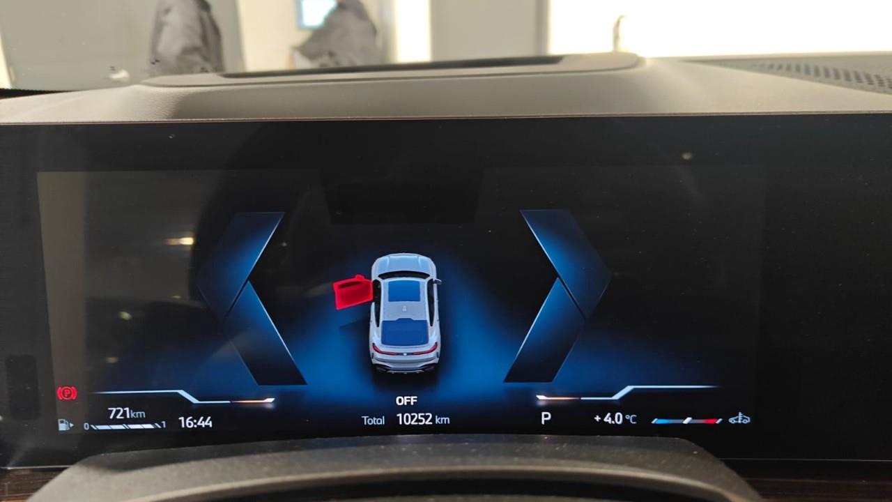 2024 BMW X6 xDrive40i 4dr All-Wheel Drive Sports Activity Coupe Photo