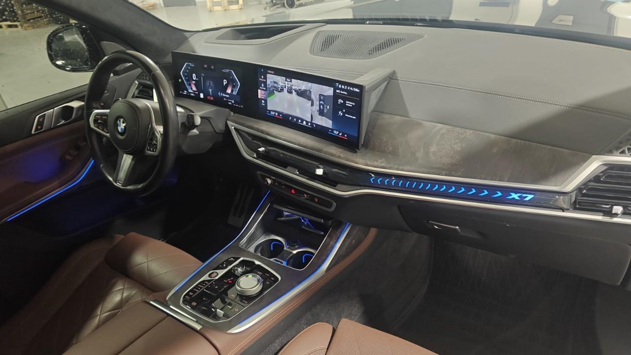 2024 BMW X7 xDrive40i 4dr All-Wheel Drive Sports Activity Vehicle Photo