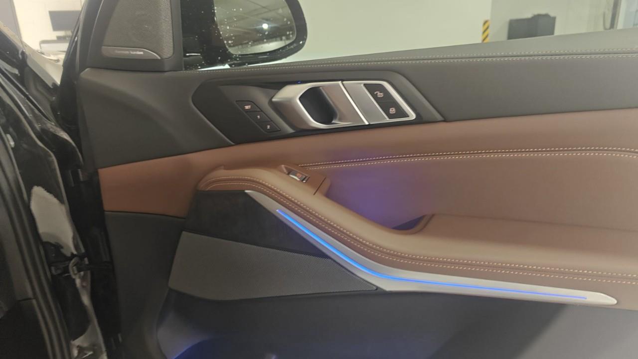 2024 BMW X7 xDrive40i 4dr All-Wheel Drive Sports Activity Vehicle Photo