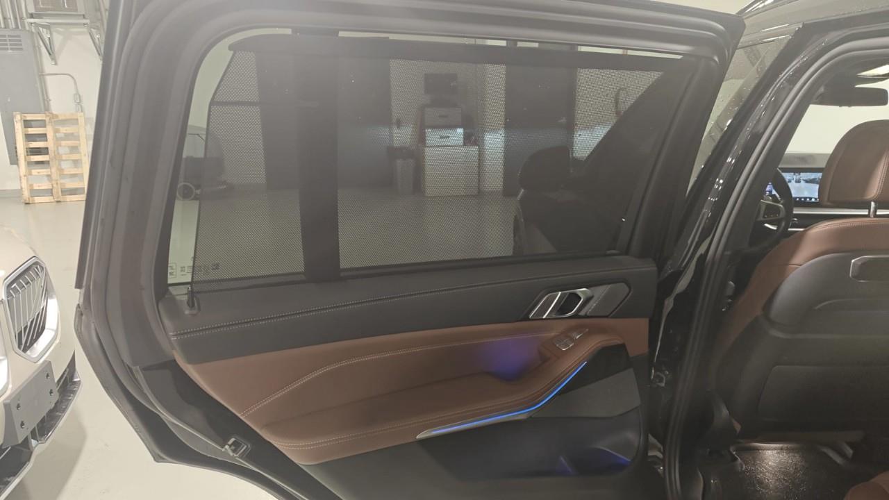 2024 BMW X7 xDrive40i 4dr All-Wheel Drive Sports Activity Vehicle Photo