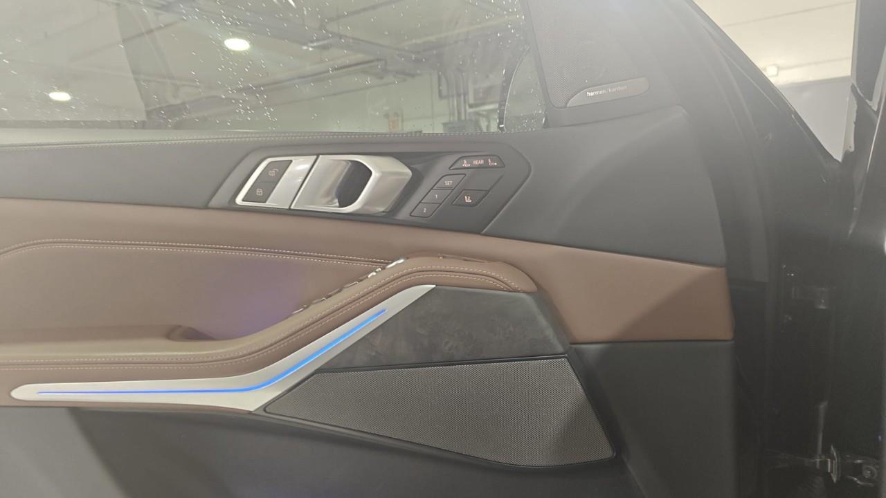 2024 BMW X7 xDrive40i 4dr All-Wheel Drive Sports Activity Vehicle Photo