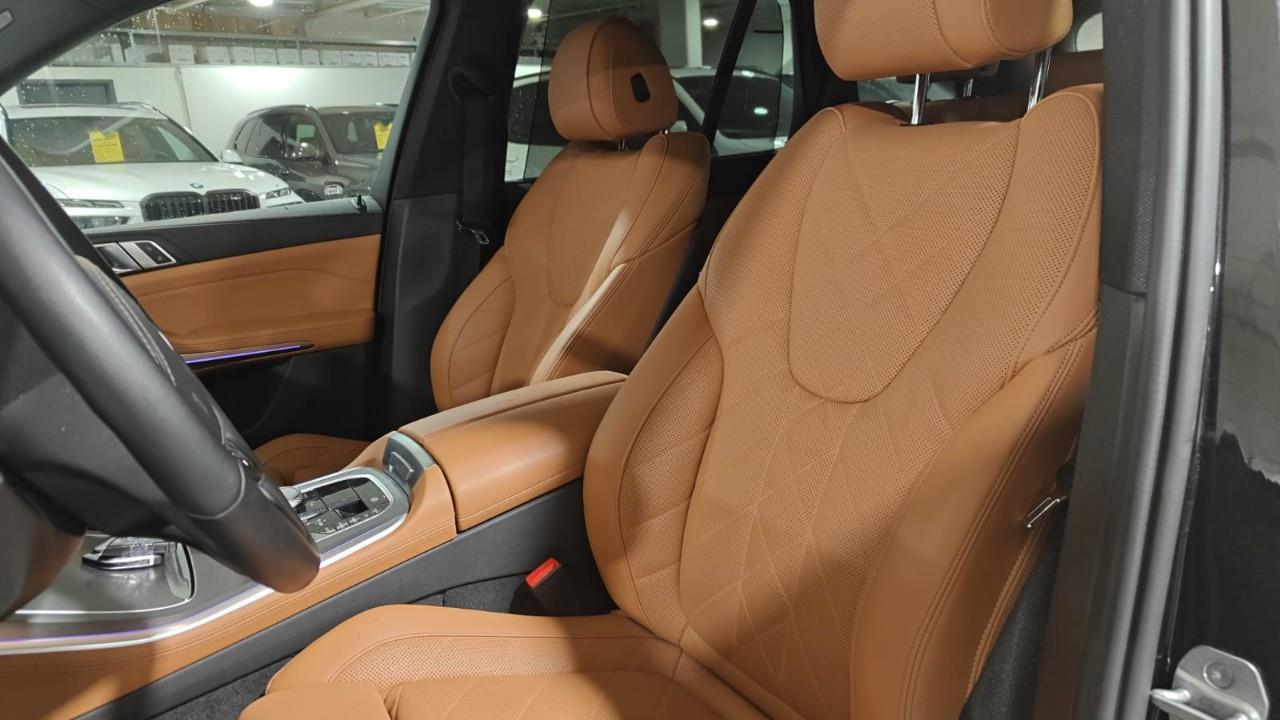 2023 BMW X5 xDrive40i 4dr All-Wheel Drive Sports Activity Vehicle Photo