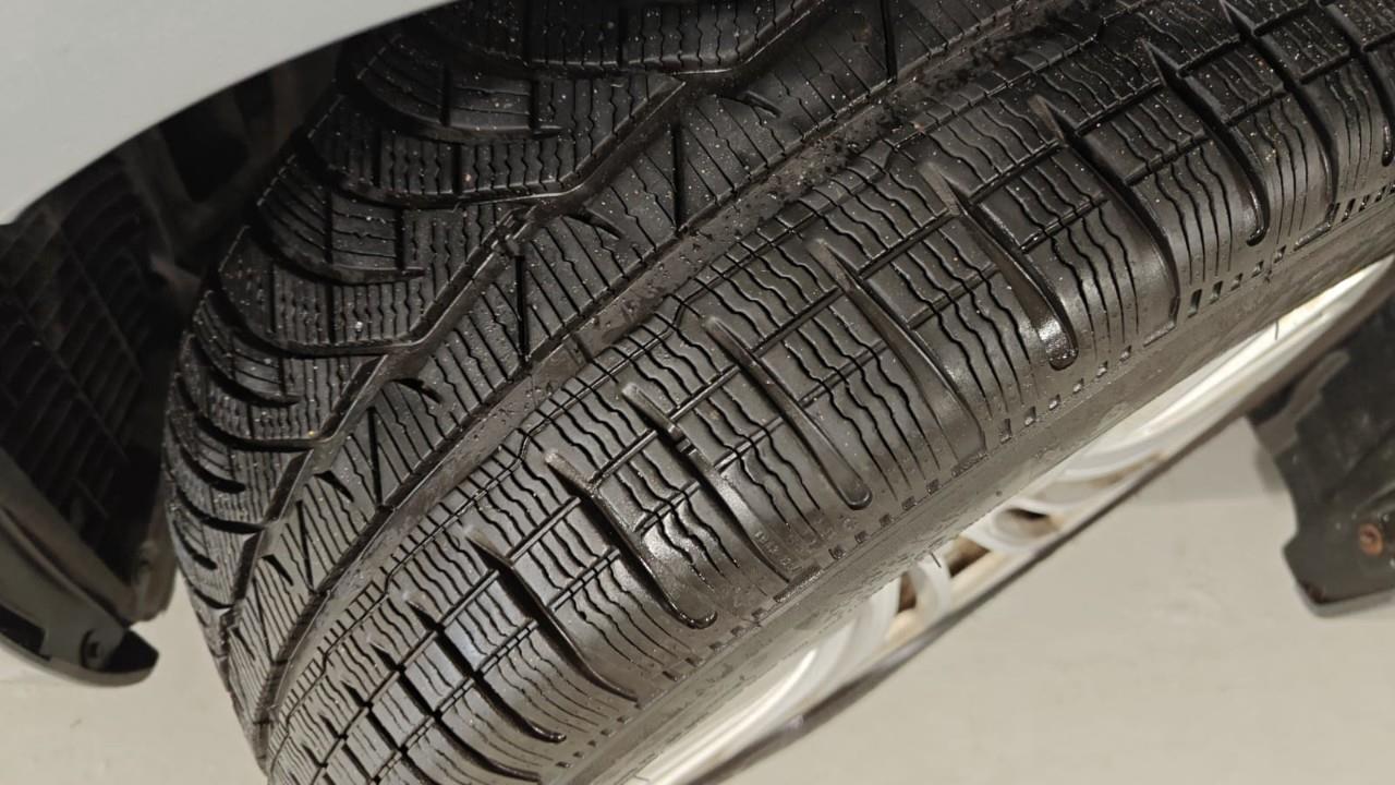 2017 BMW 540 i xDrive 4dr All-Wheel Drive Sedan Photo