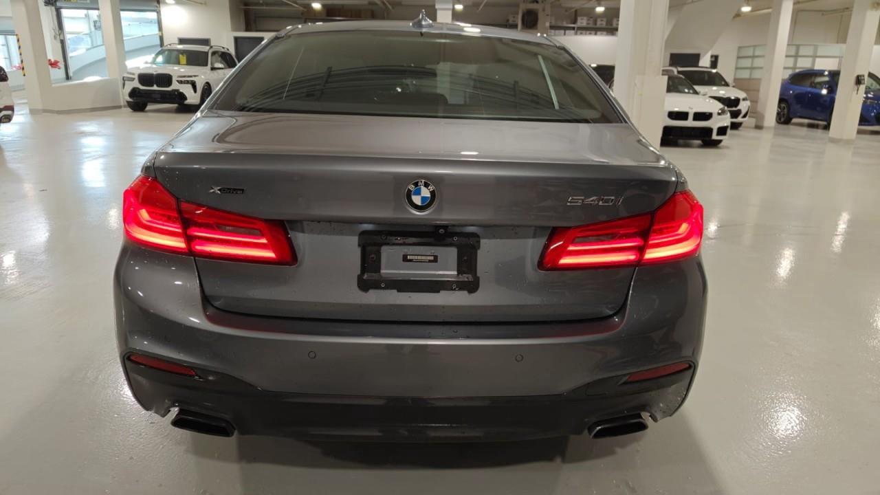 2017 BMW 540 i xDrive 4dr All-Wheel Drive Sedan Photo