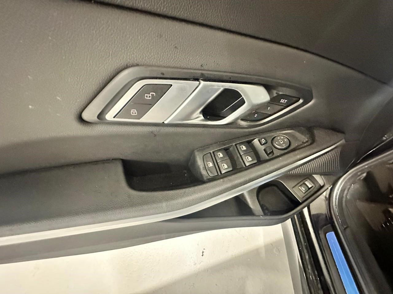 2022 BMW 330 i xDrive 4dr All-Wheel Drive Sedan Photo