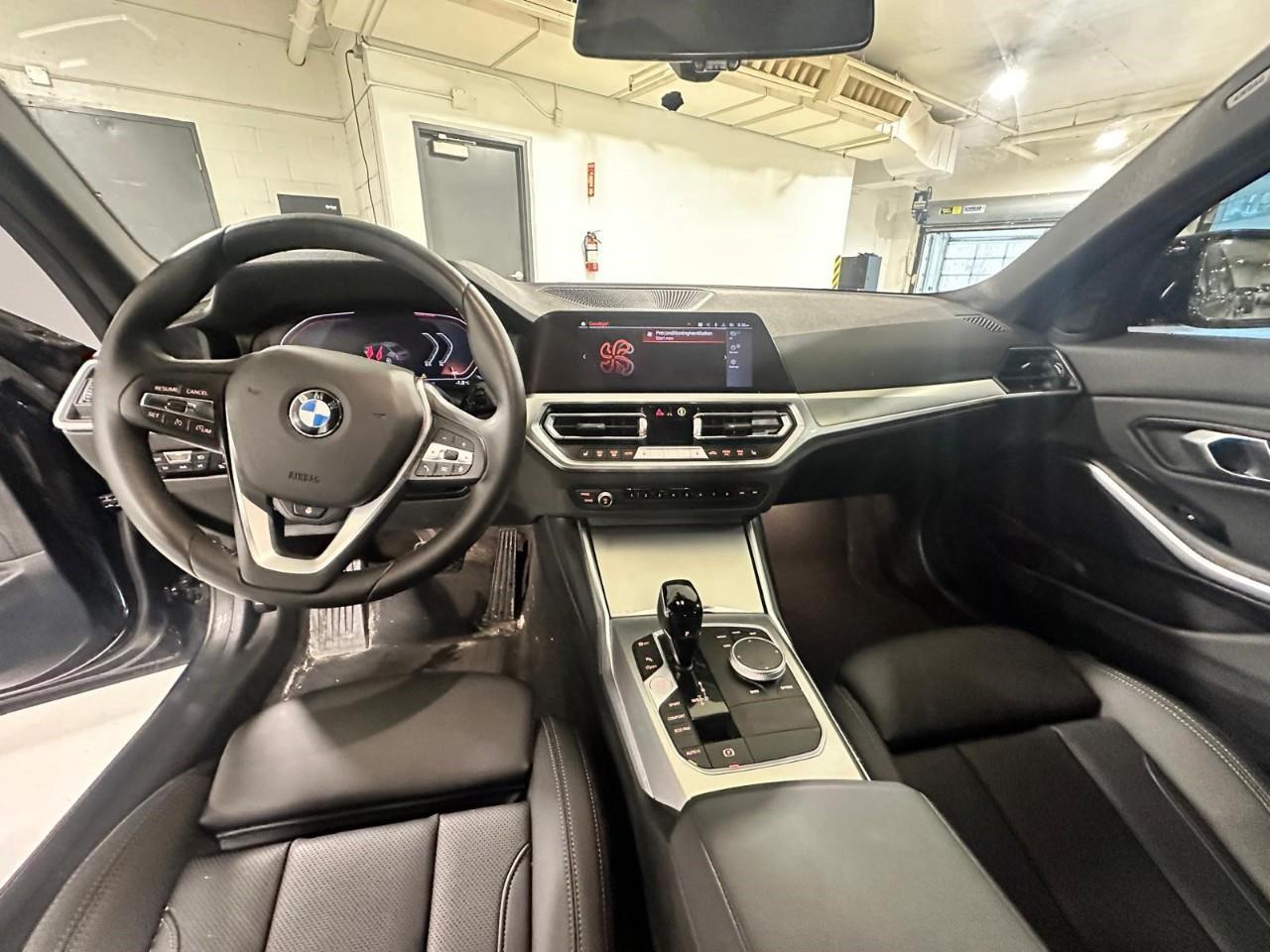 2022 BMW 330 i xDrive 4dr All-Wheel Drive Sedan Photo