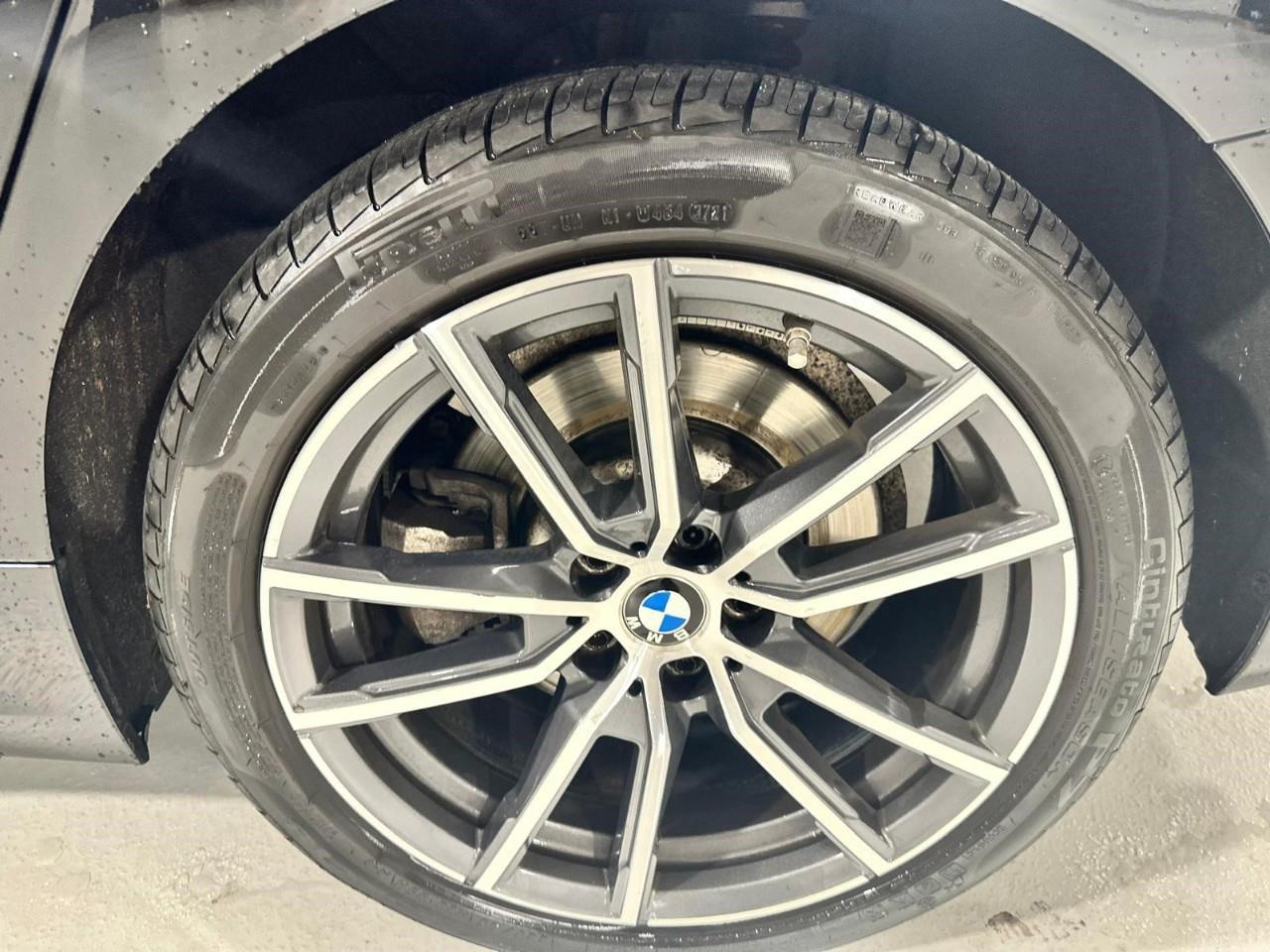 2022 BMW 330 i xDrive 4dr All-Wheel Drive Sedan Photo