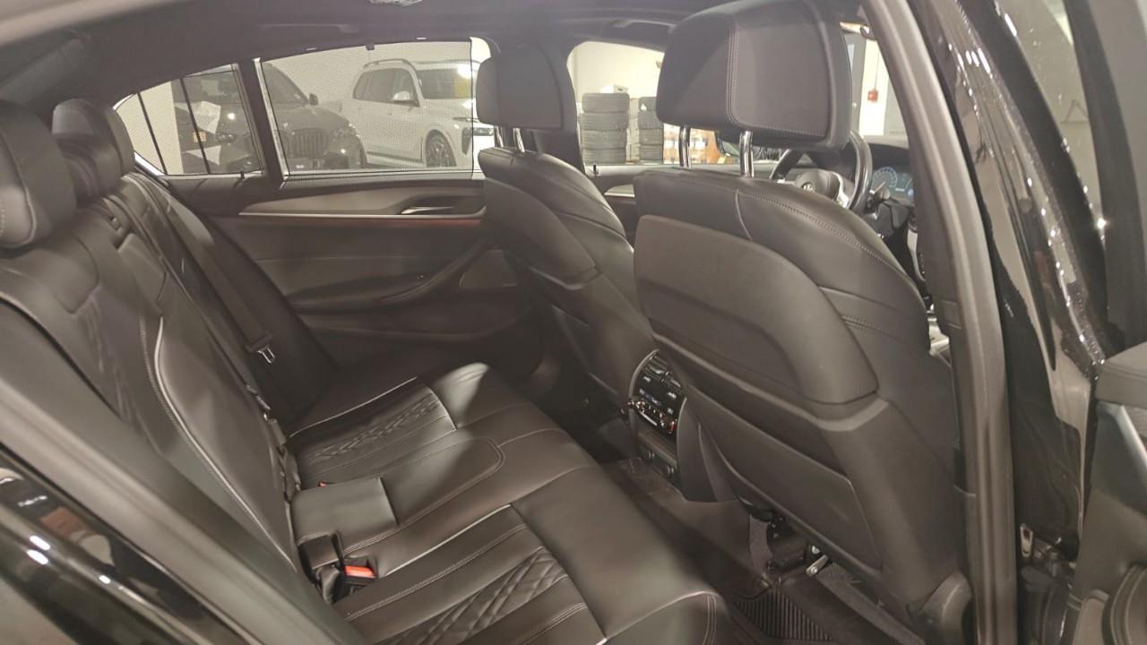 2019 BMW M550 i xDrive 4dr All-Wheel Drive Sedan Photo