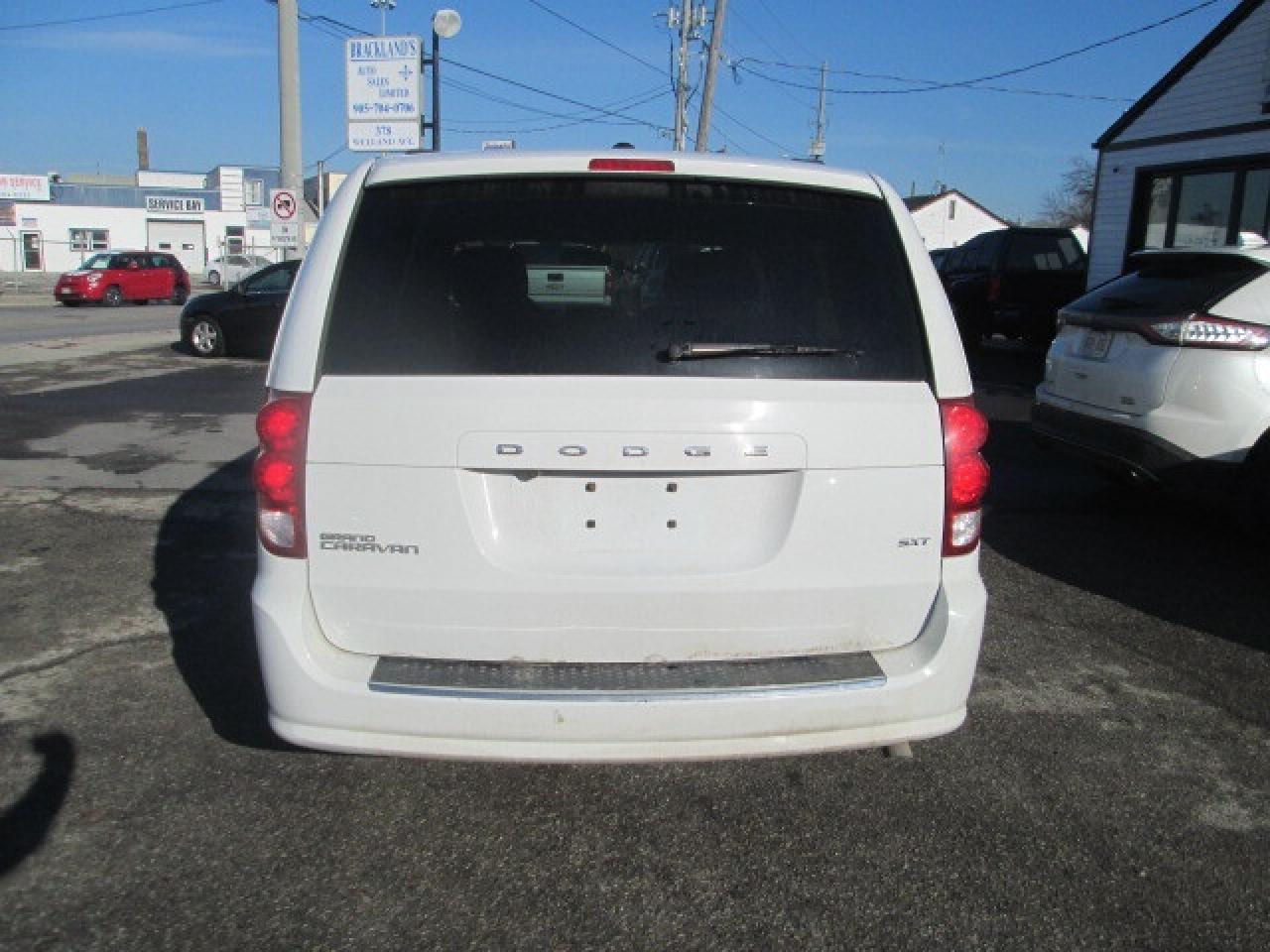 2016 Dodge Grand Caravan 4dr Wgn SXT, Stow N Go Seating, Back Up Camera Photo