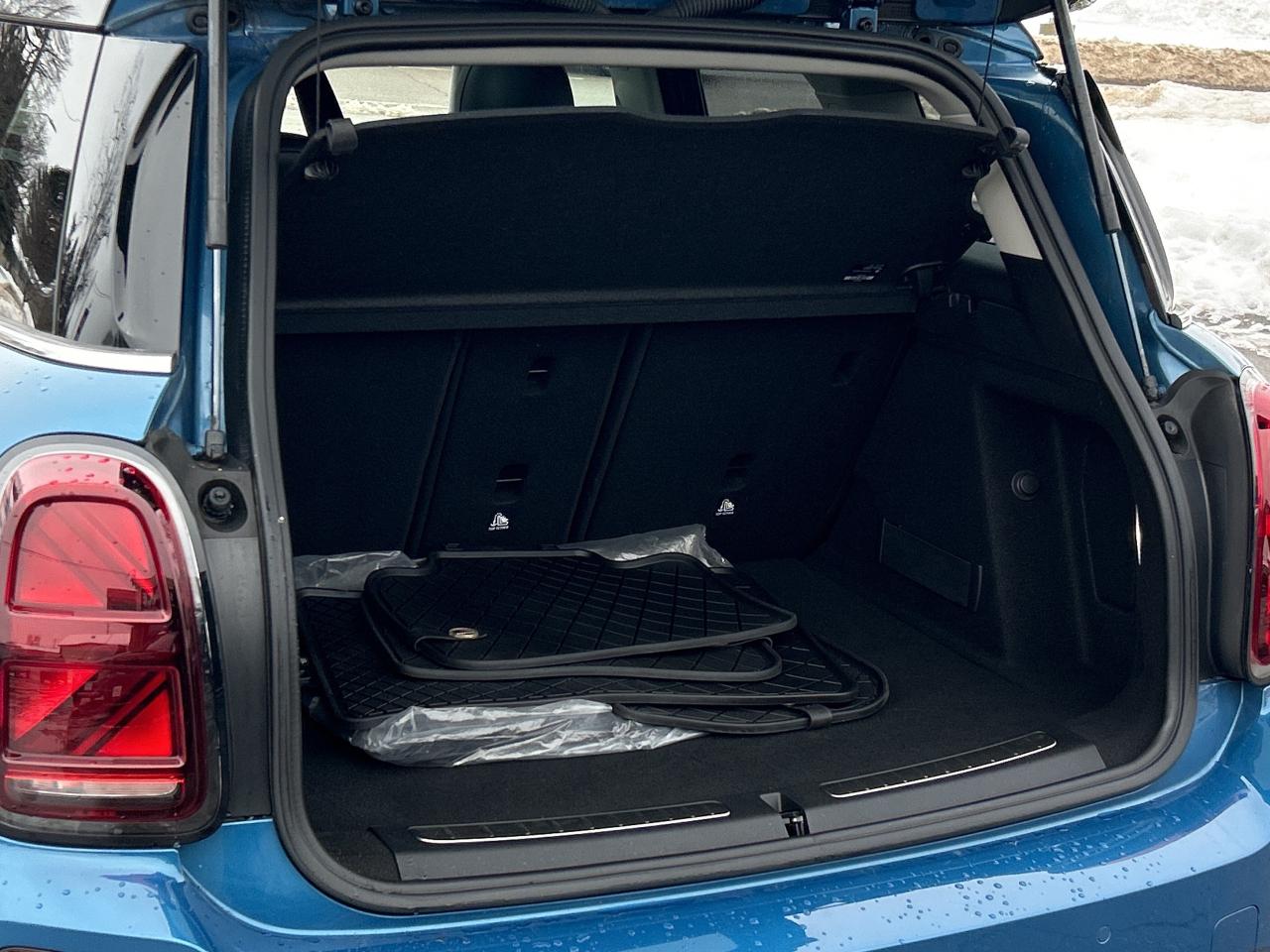 2022 MINI Countryman Cooper S Photo