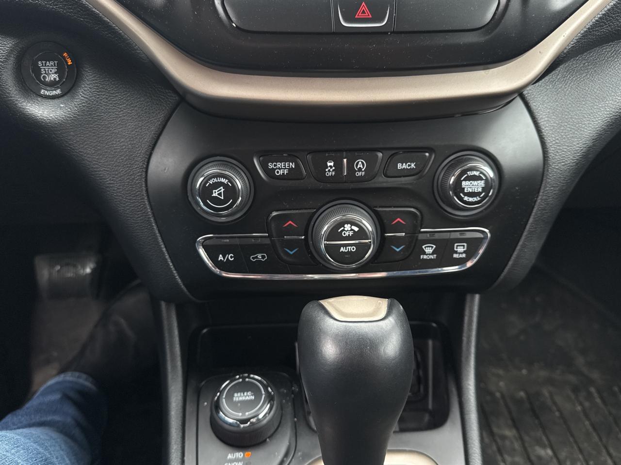 2016 Jeep Cherokee North Latitude Photo