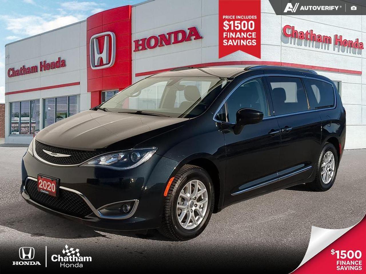 2020 Chrysler Pacifica Touring L Photo