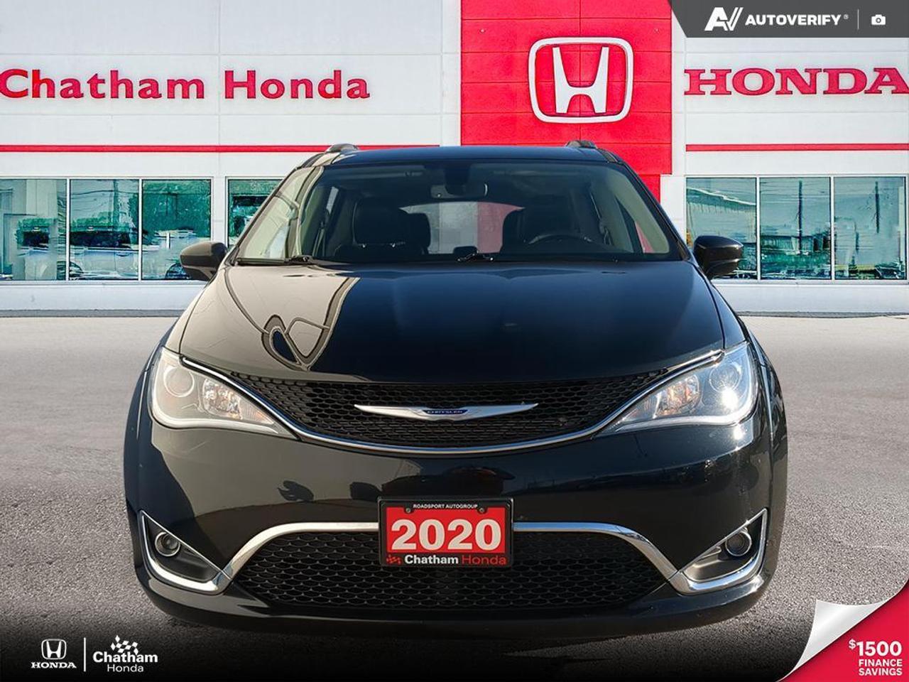 2020 Chrysler Pacifica Touring L Photo