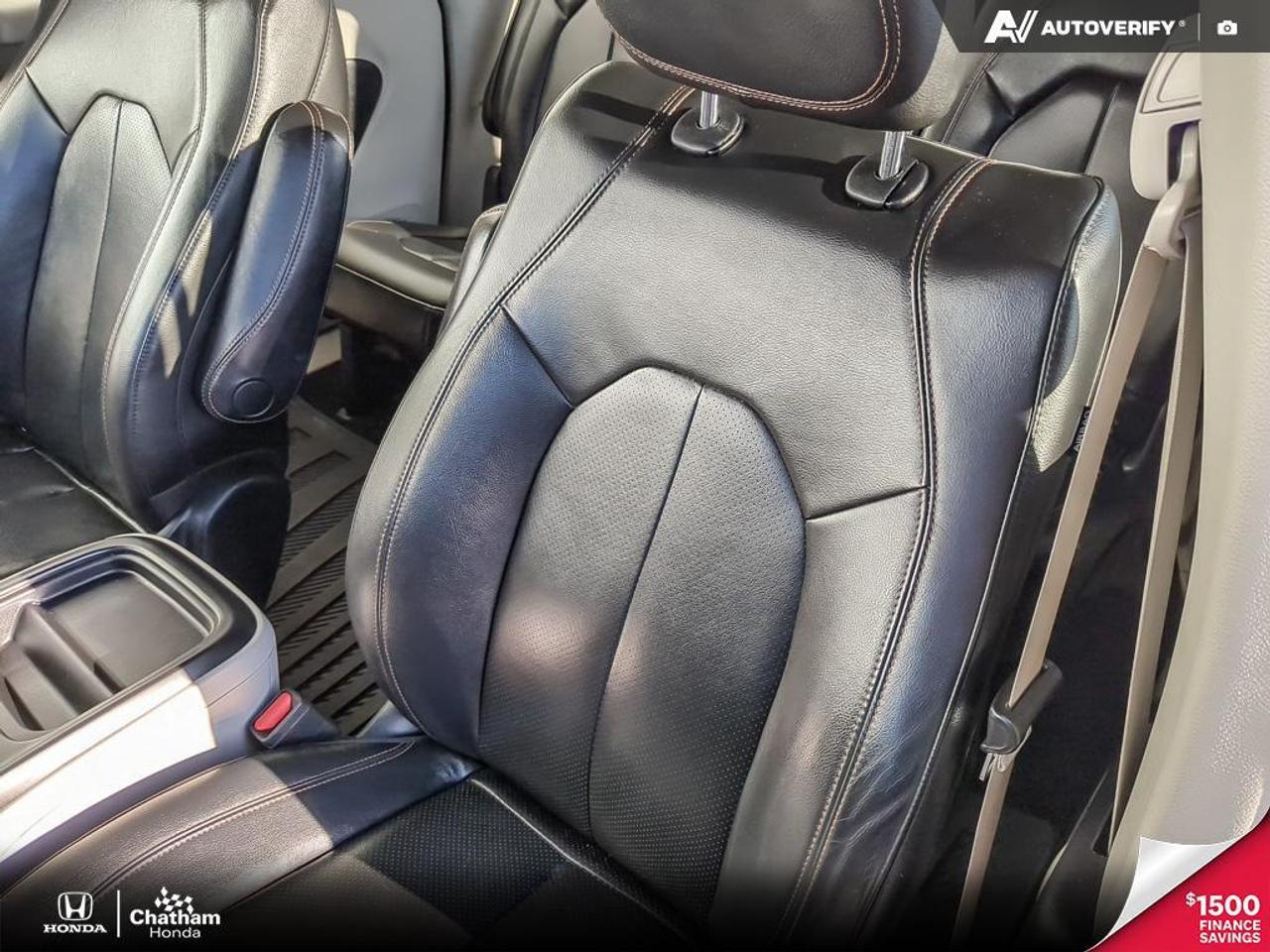 2020 Chrysler Pacifica Touring L Photo