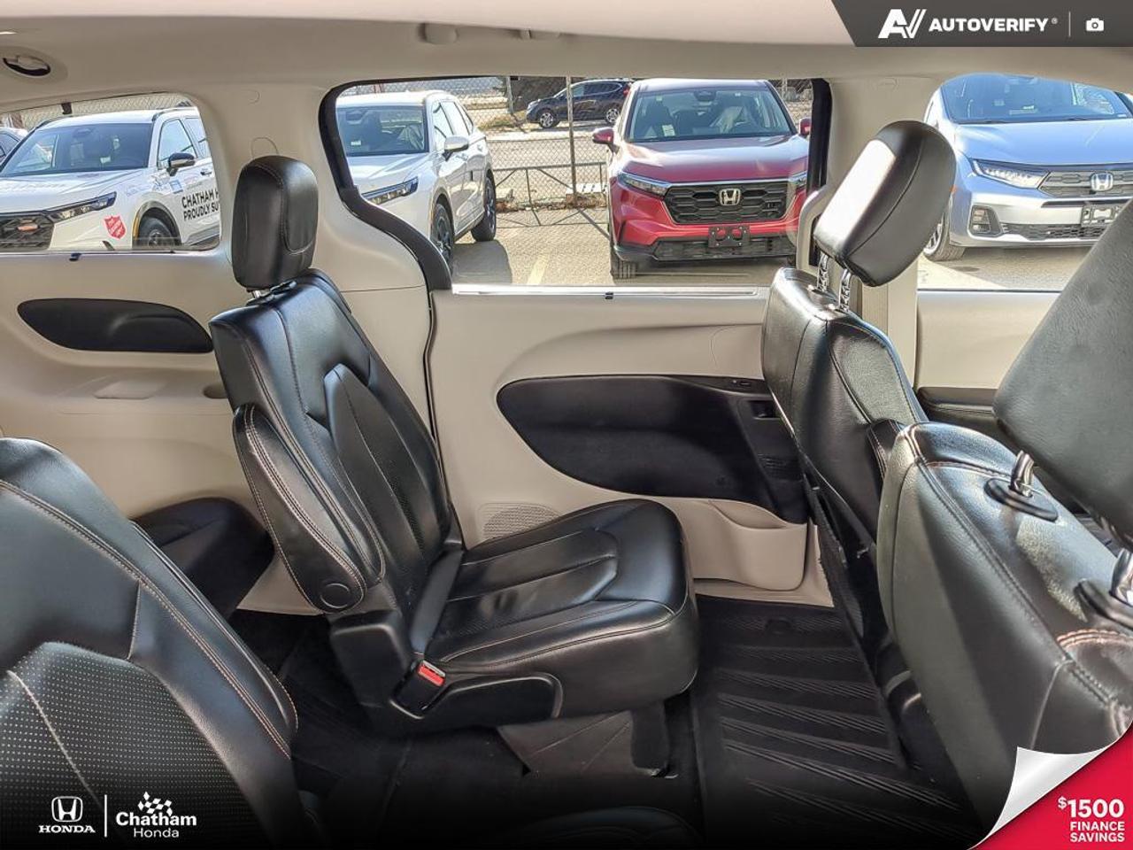 2020 Chrysler Pacifica Touring L Photo