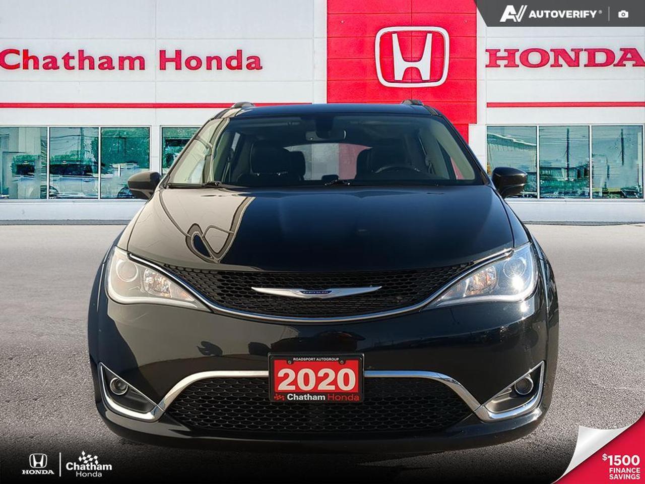 2020 Chrysler Pacifica Touring L Photo