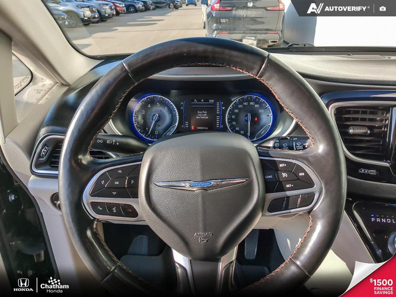 2020 Chrysler Pacifica Touring L Photo