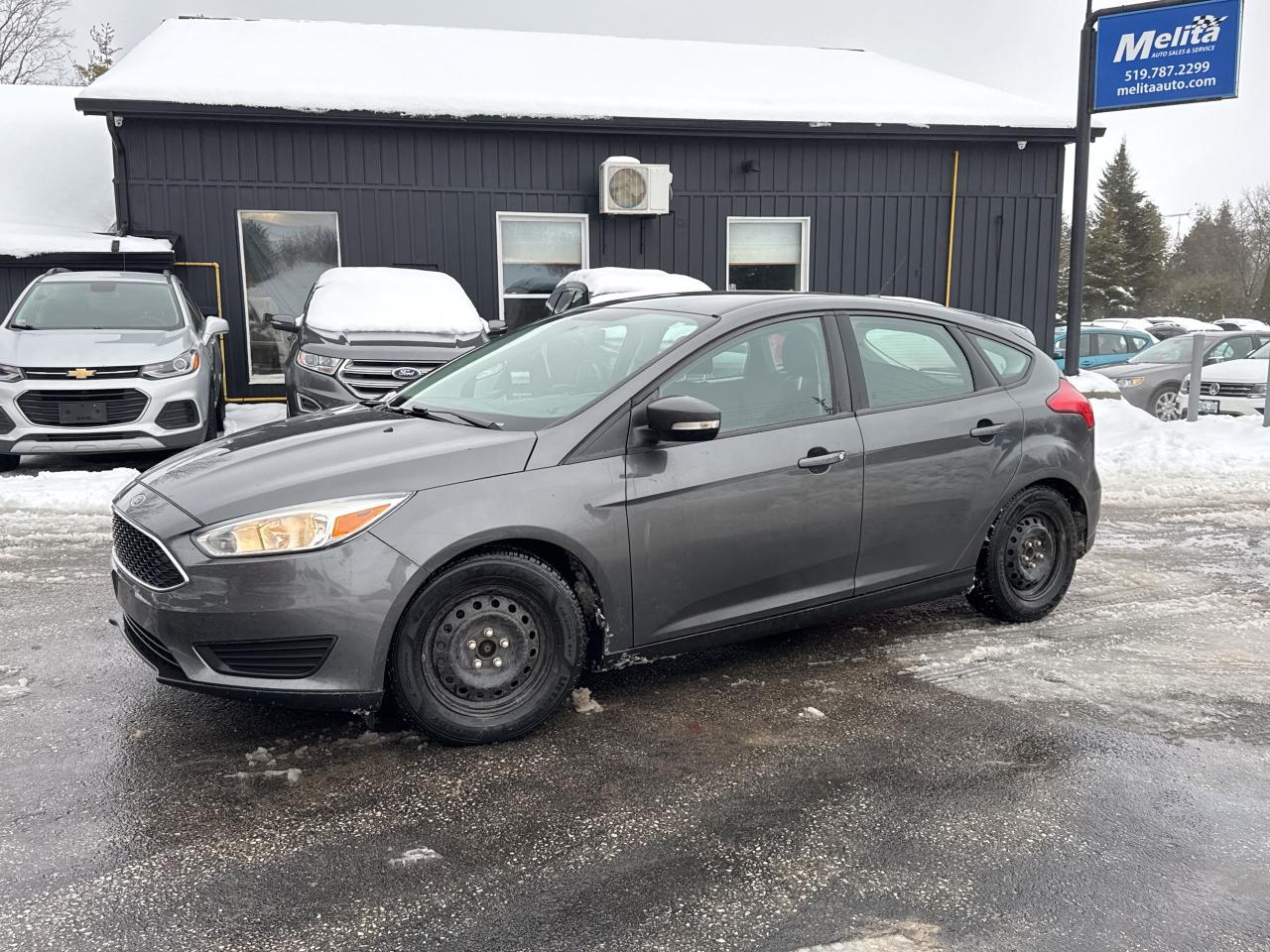 2016 Ford Focus SE Photo