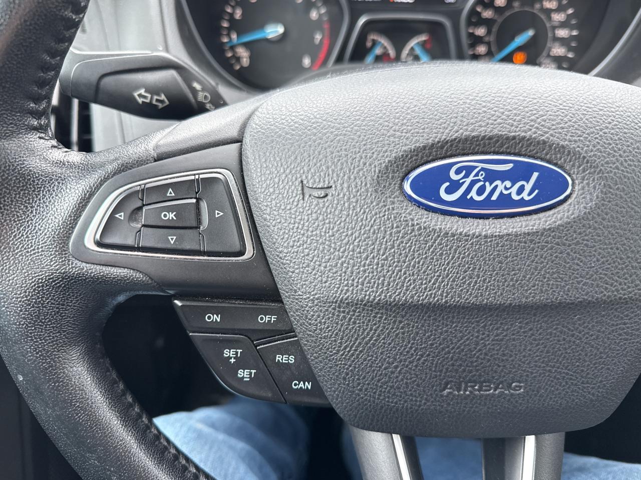 2016 Ford Focus SE Photo