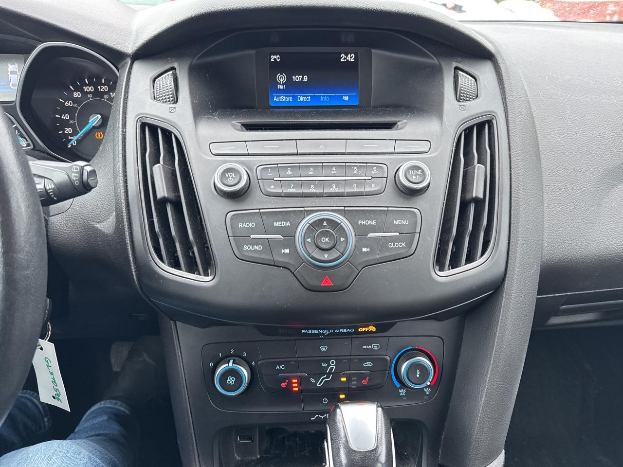 2016 Ford Focus SE Photo