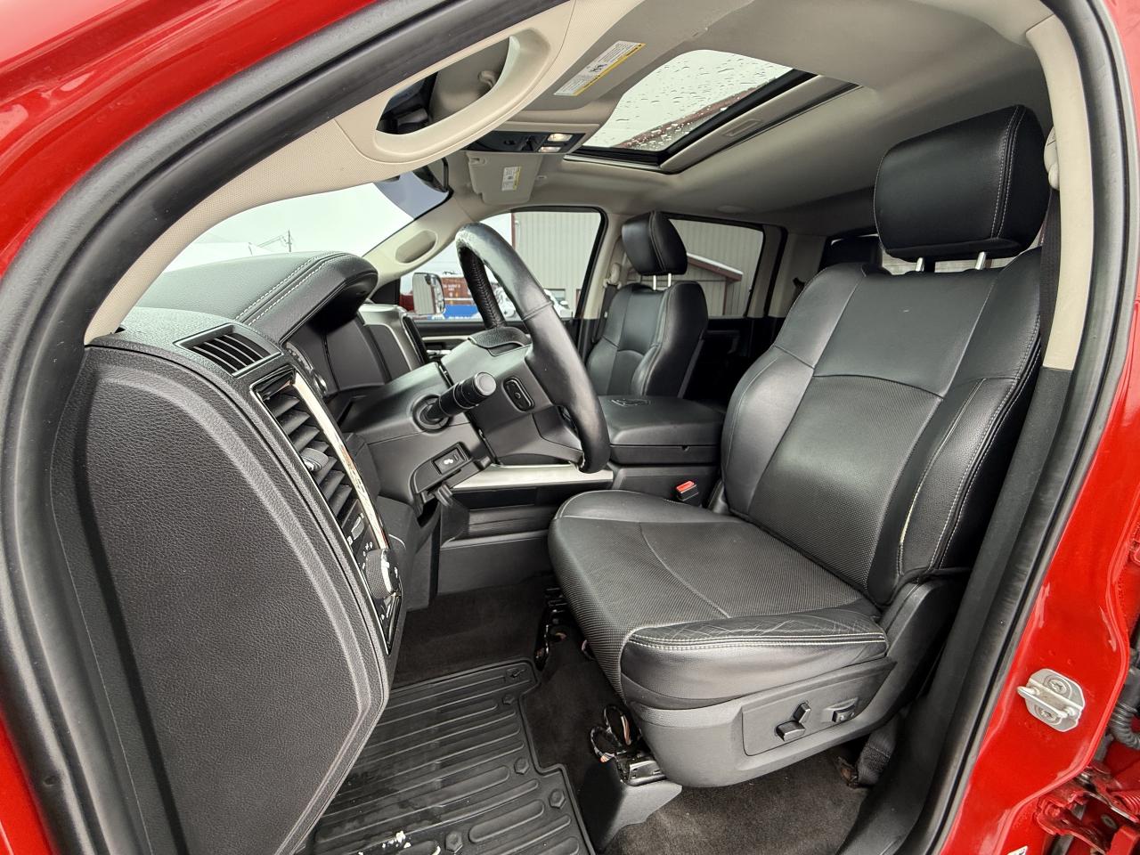 2017 RAM 1500 2WD Crew Cab 140.5  Sport Photo