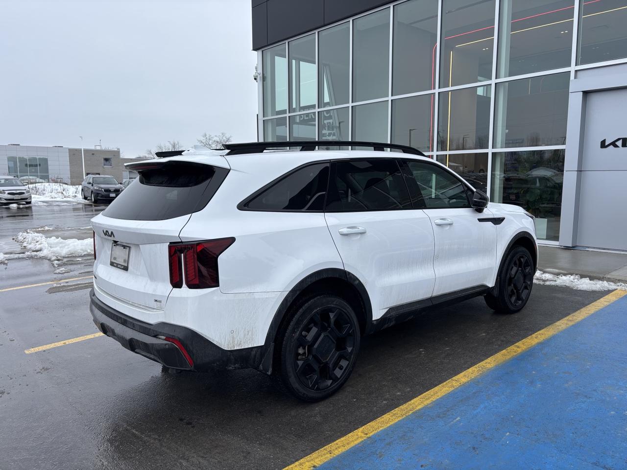 2025 Kia Sorento 2.5T X-Line Limited w/Black Interior Navigation / Photo