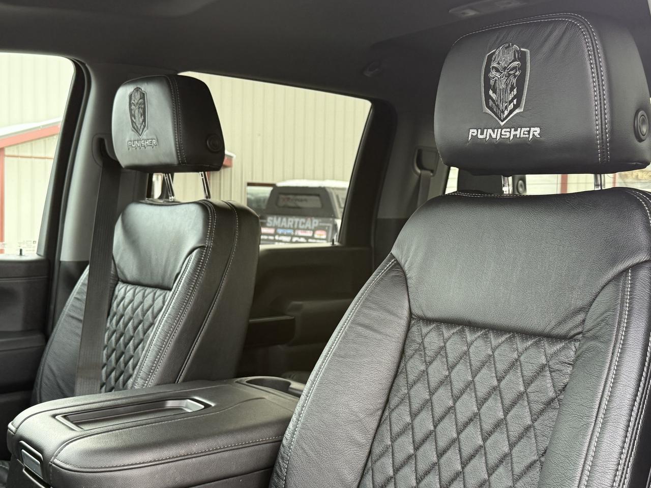 2020 Chevrolet SILVERADO 2500HD LT PUNISHER EDITION DURAMAX Photo