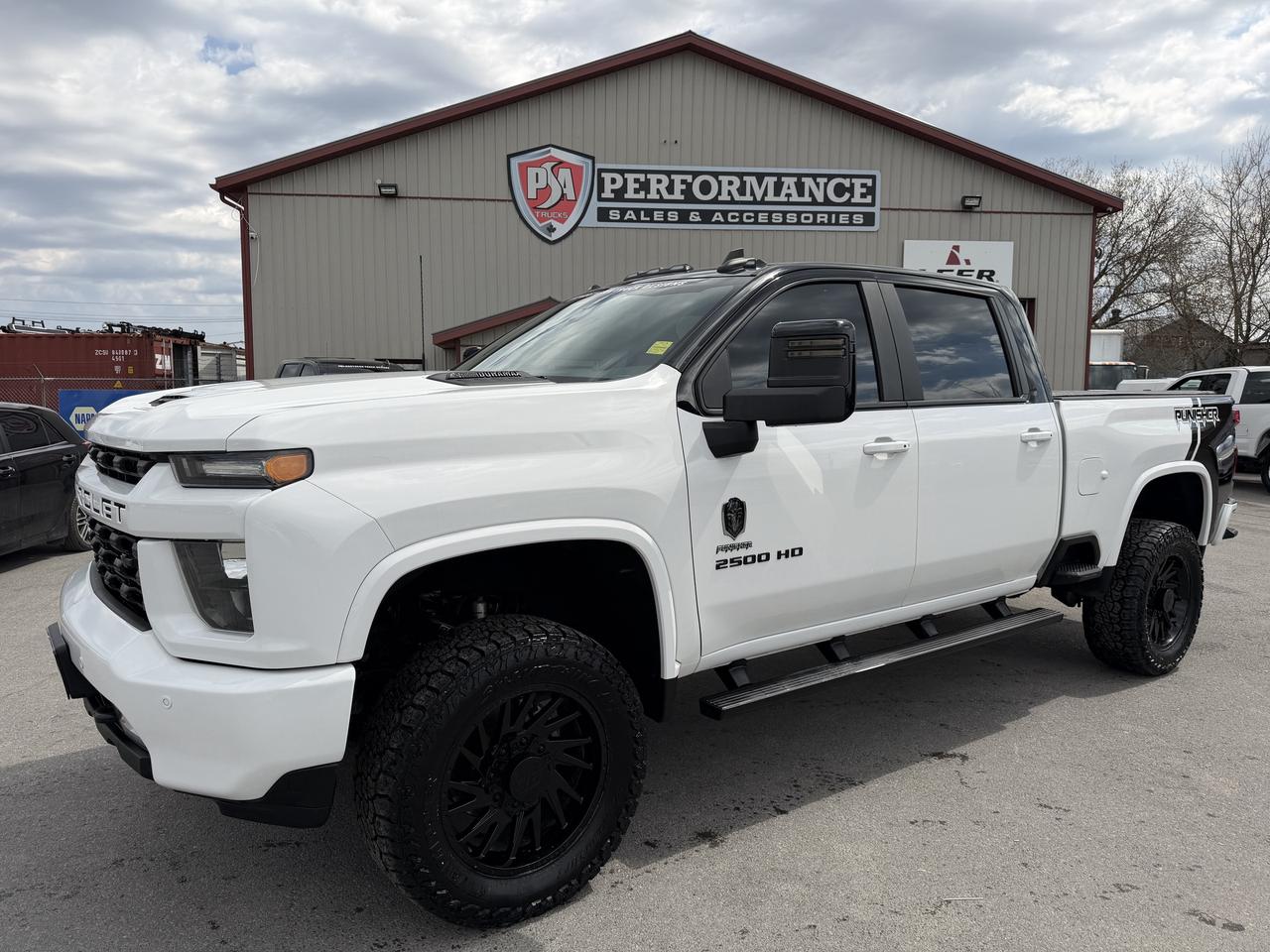 2020 Chevrolet SILVERADO 2500HD LT PUNISHER EDITION DURAMAX Photo