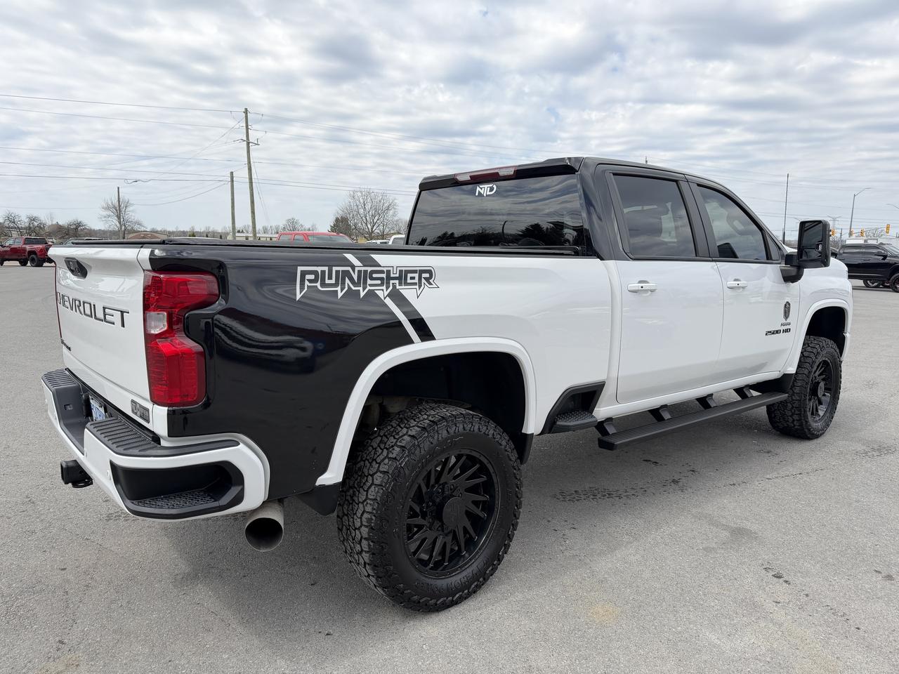 2020 Chevrolet SILVERADO 2500HD LT PUNISHER EDITION DURAMAX Photo