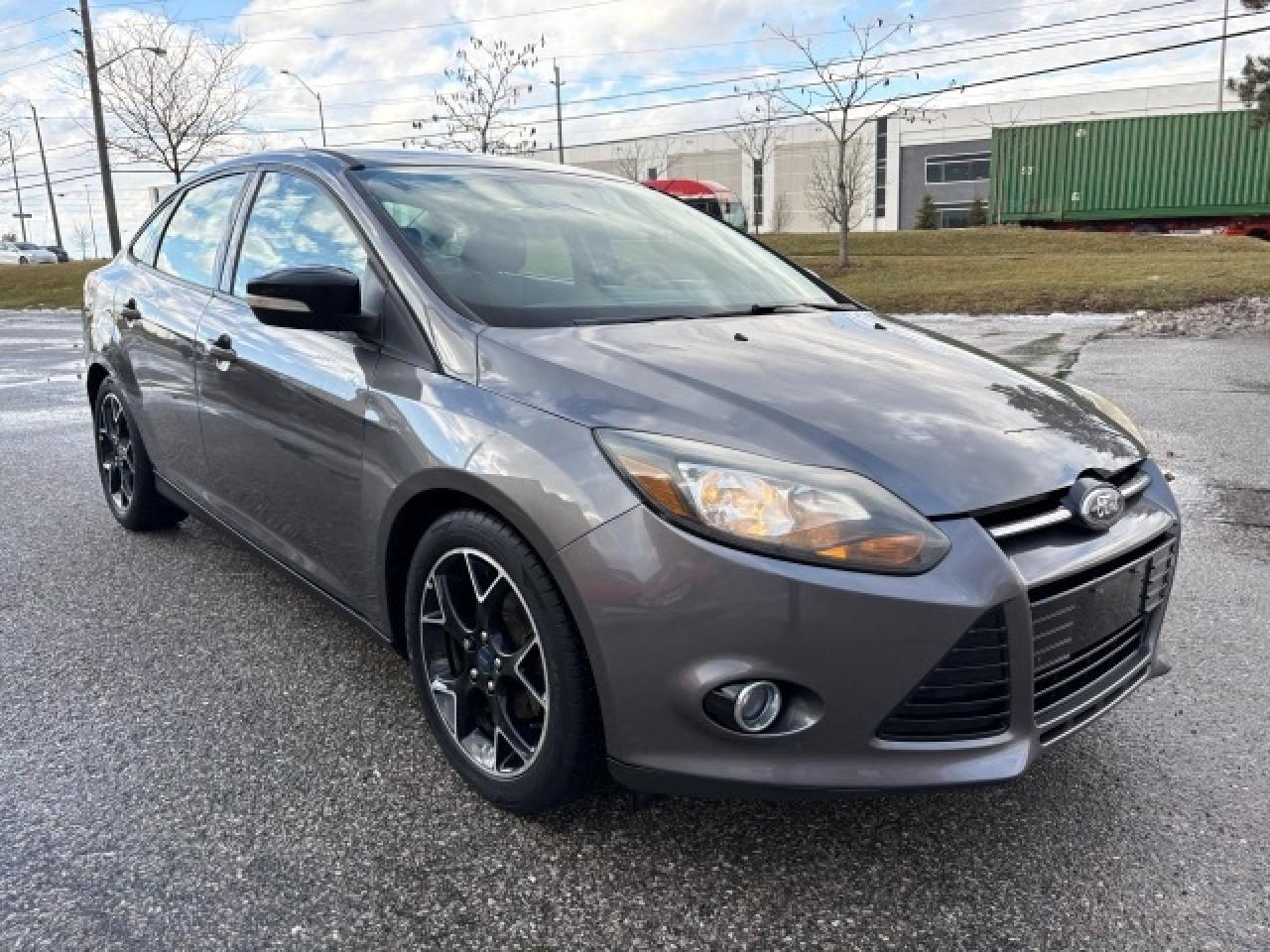 2014 Ford Focus SE/4CYL/AUTOMATIC/1 OWNER/CERTIFIED Photo2