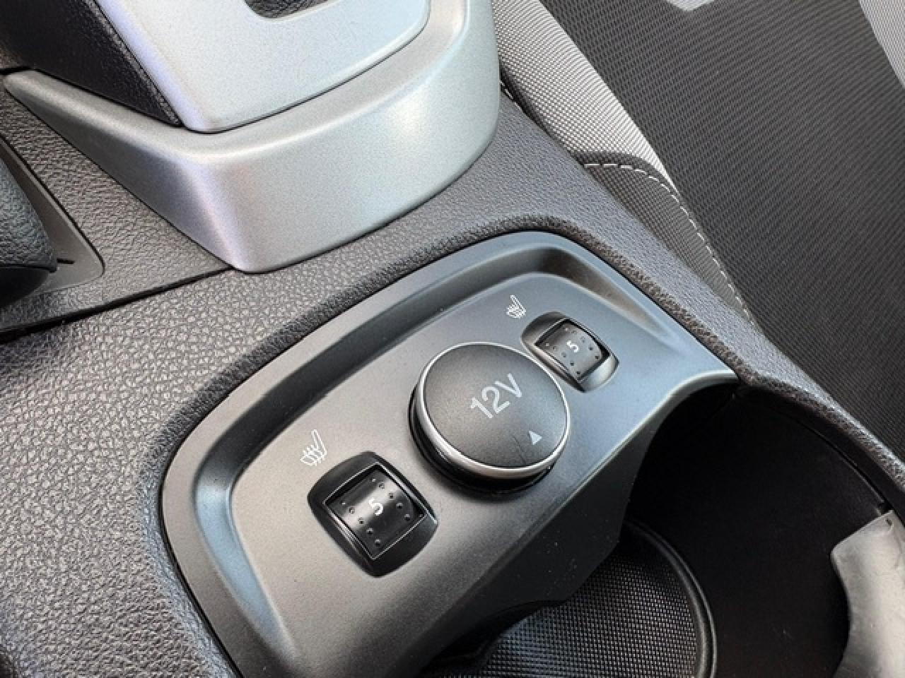 2014 Ford Focus SE/4CYL/AUTOMATIC/1 OWNER/CERTIFIED Photo