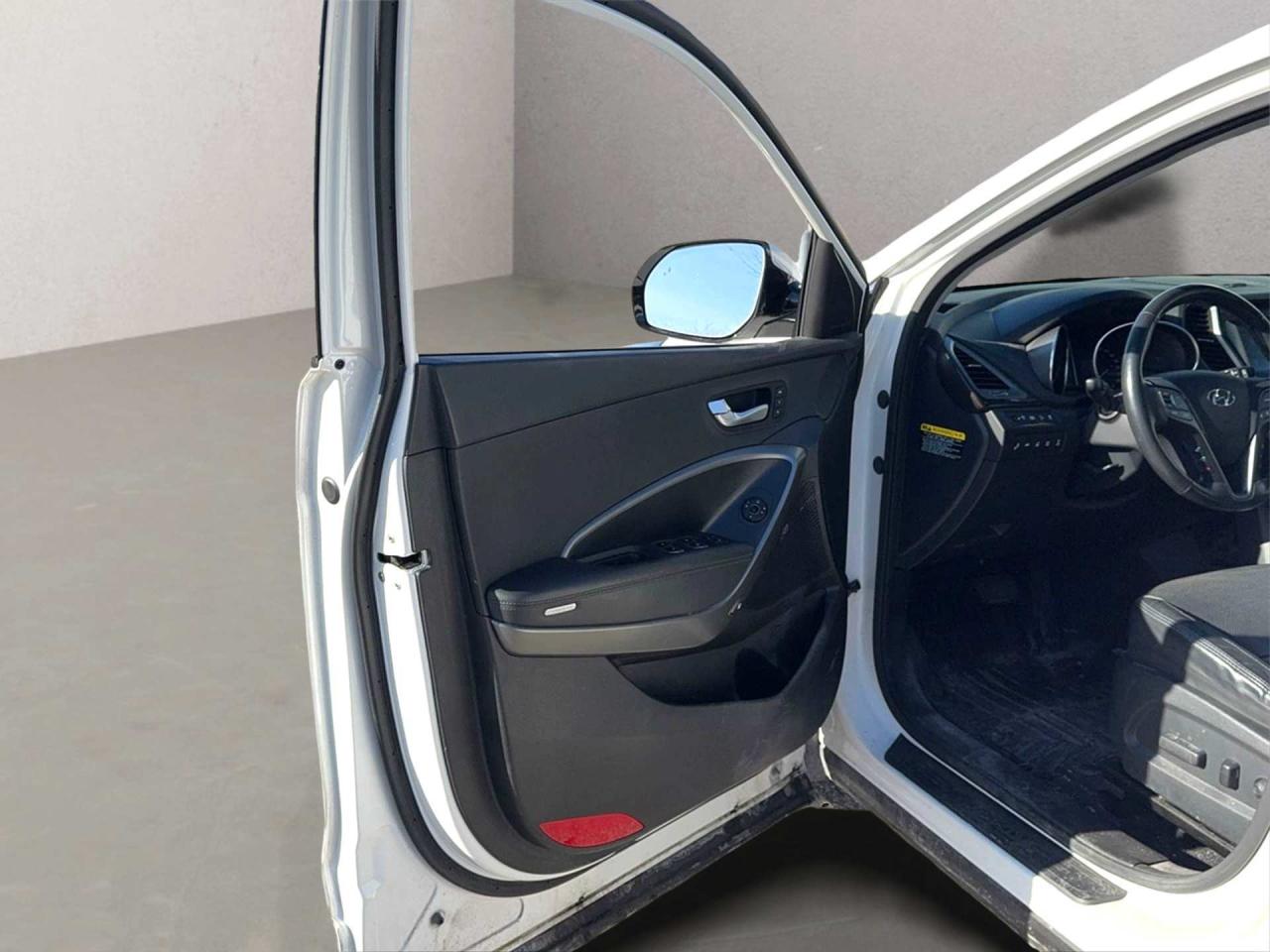 2019 Hyundai Santa Fe XL Luxury AWD 7 Pass Leather Sunroof Photo