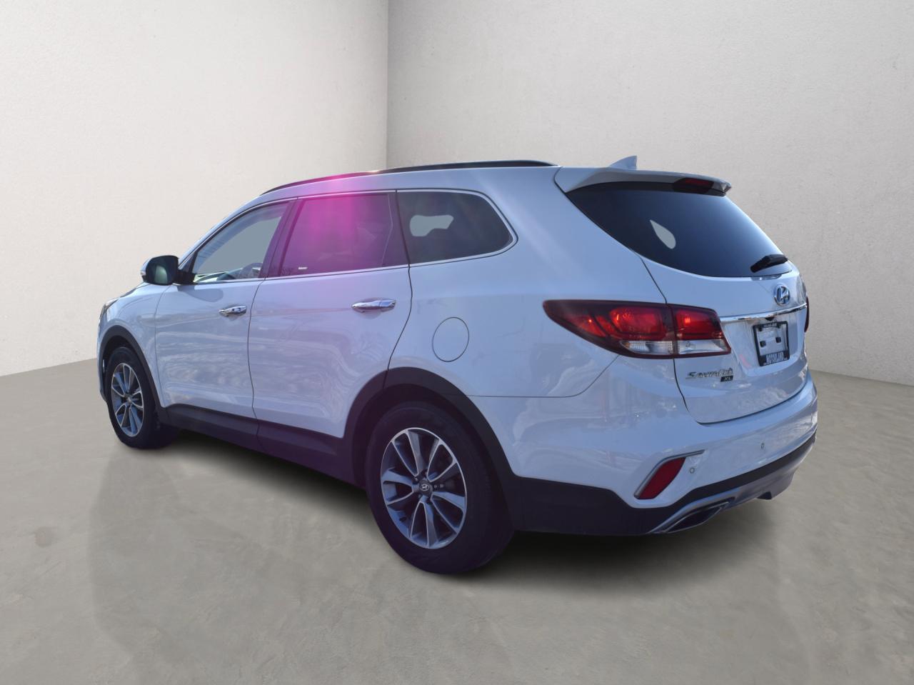 2019 Hyundai Santa Fe XL Luxury AWD 7 Pass Leather Sunroof Photo