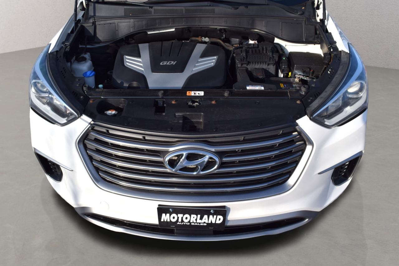 2019 Hyundai Santa Fe XL Luxury AWD 7 Pass Leather Sunroof Photo