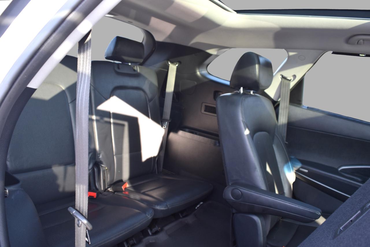 2019 Hyundai Santa Fe XL Luxury AWD 7 Pass Leather Sunroof Photo