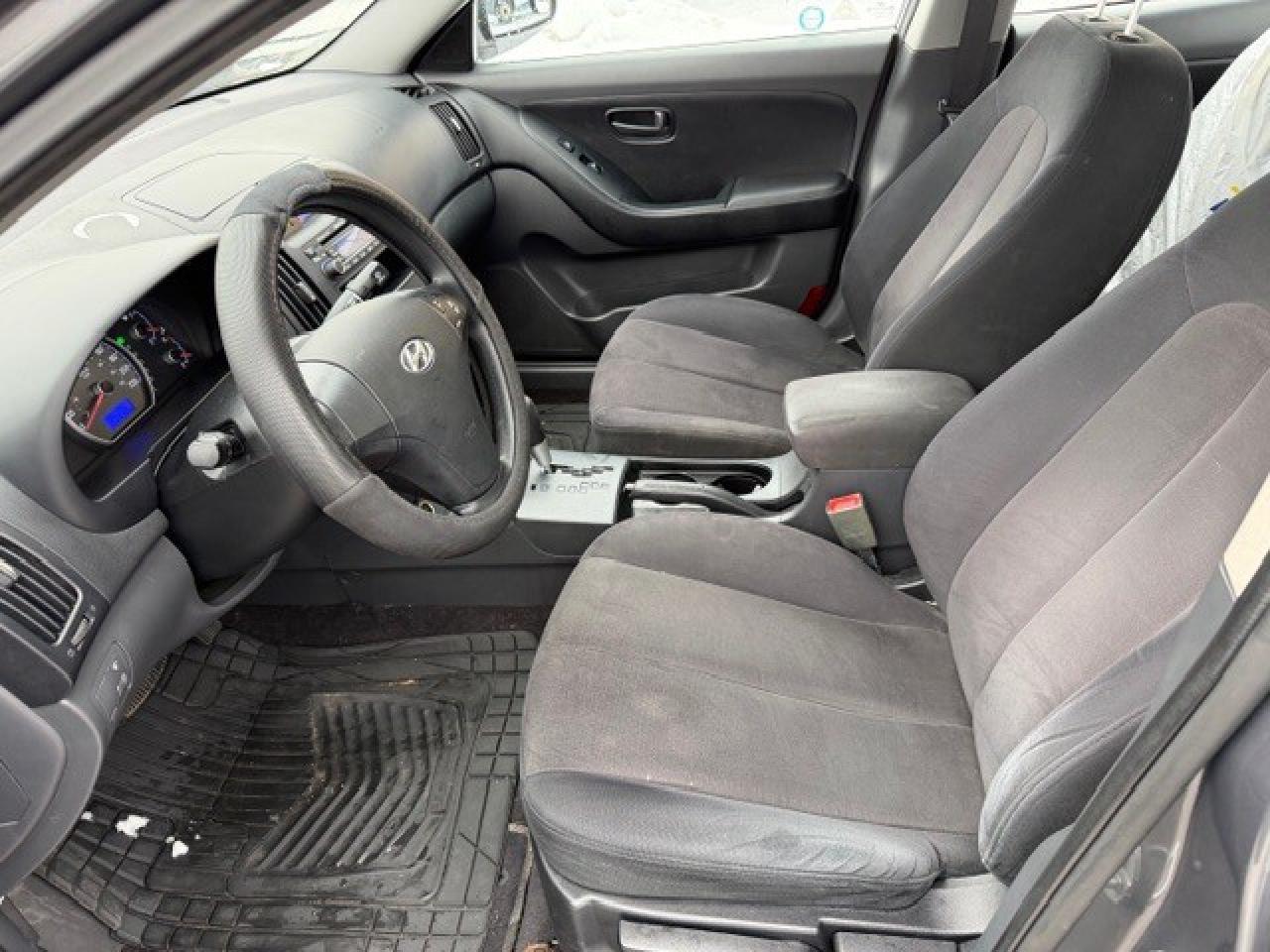 2008 Hyundai Elantra AUTOMATIC/CERTIFIED/2 SETS OF TIRES Photo