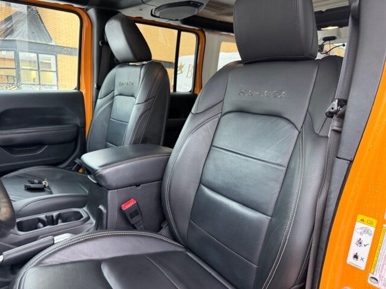 2018 Jeep WRANGLER UNLIMITED Sahara 4x4 1 Owner Full Service History Certified Photo