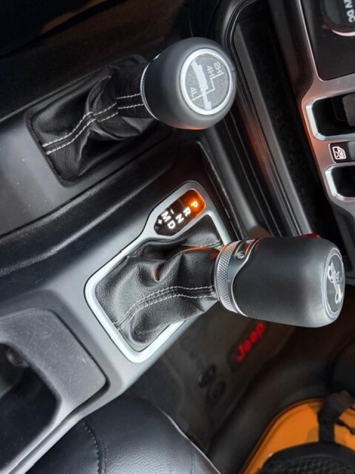 2018 Jeep WRANGLER UNLIMITED Sahara 4x4 1 Owner Full Service History Certified Photo